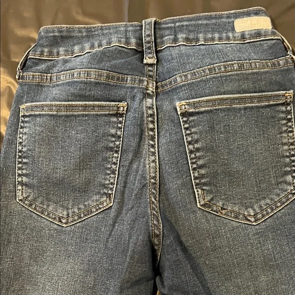 Just USA Women's Dark Blue Distressed Skinny Jeans - Picture 3 of 4